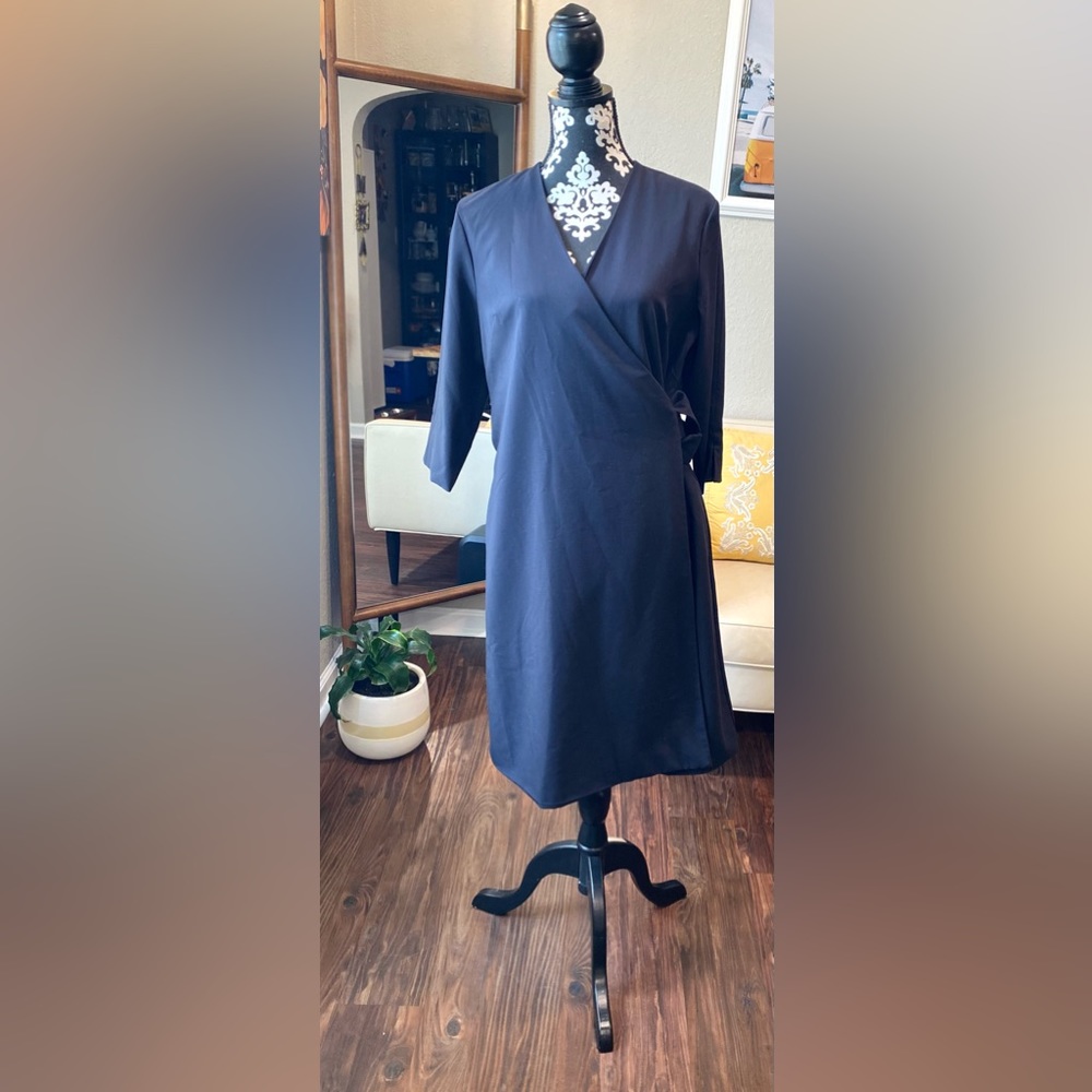 Estée Lauder, navy blue, wrap pencil dress, long sleeve, staple piece, size 12